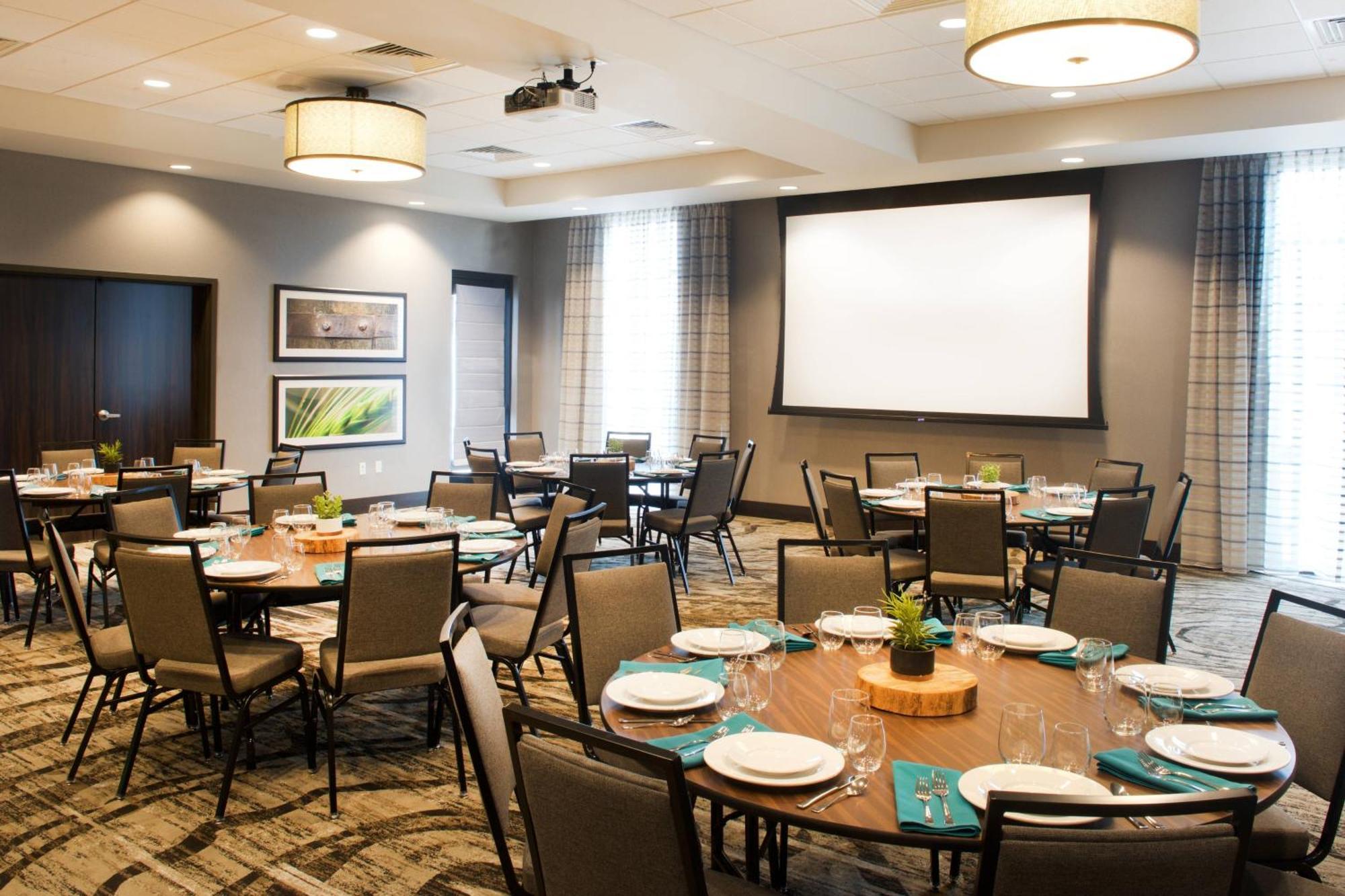 Springhill Suites By Marriott Bend Exteriér fotografie